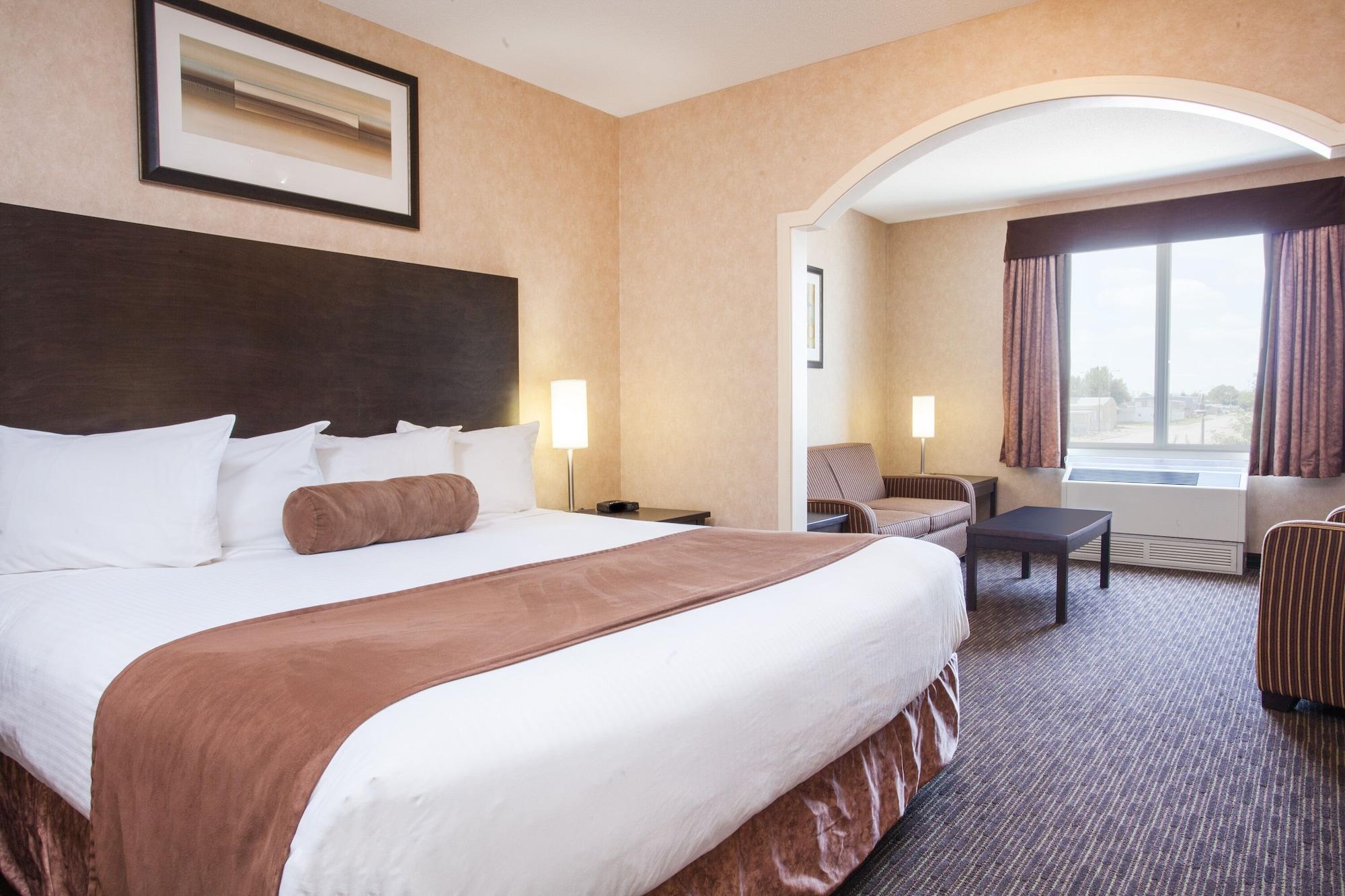Ramada By Wyndham Estevan Eksteriør bilde